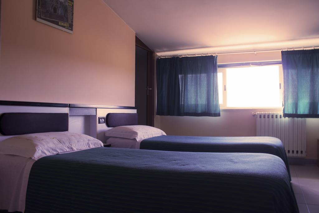 Hotel Falisco Fabrica di Roma Quarto foto